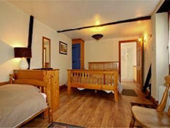 Cider Cottages Burley Bagian luar foto