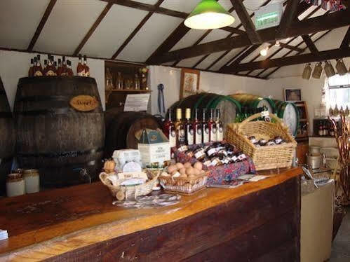 Cider Cottages Burley Bagian luar foto