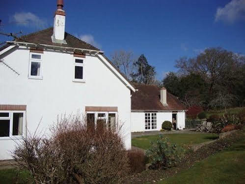 Cider Cottages Burley Bagian luar foto